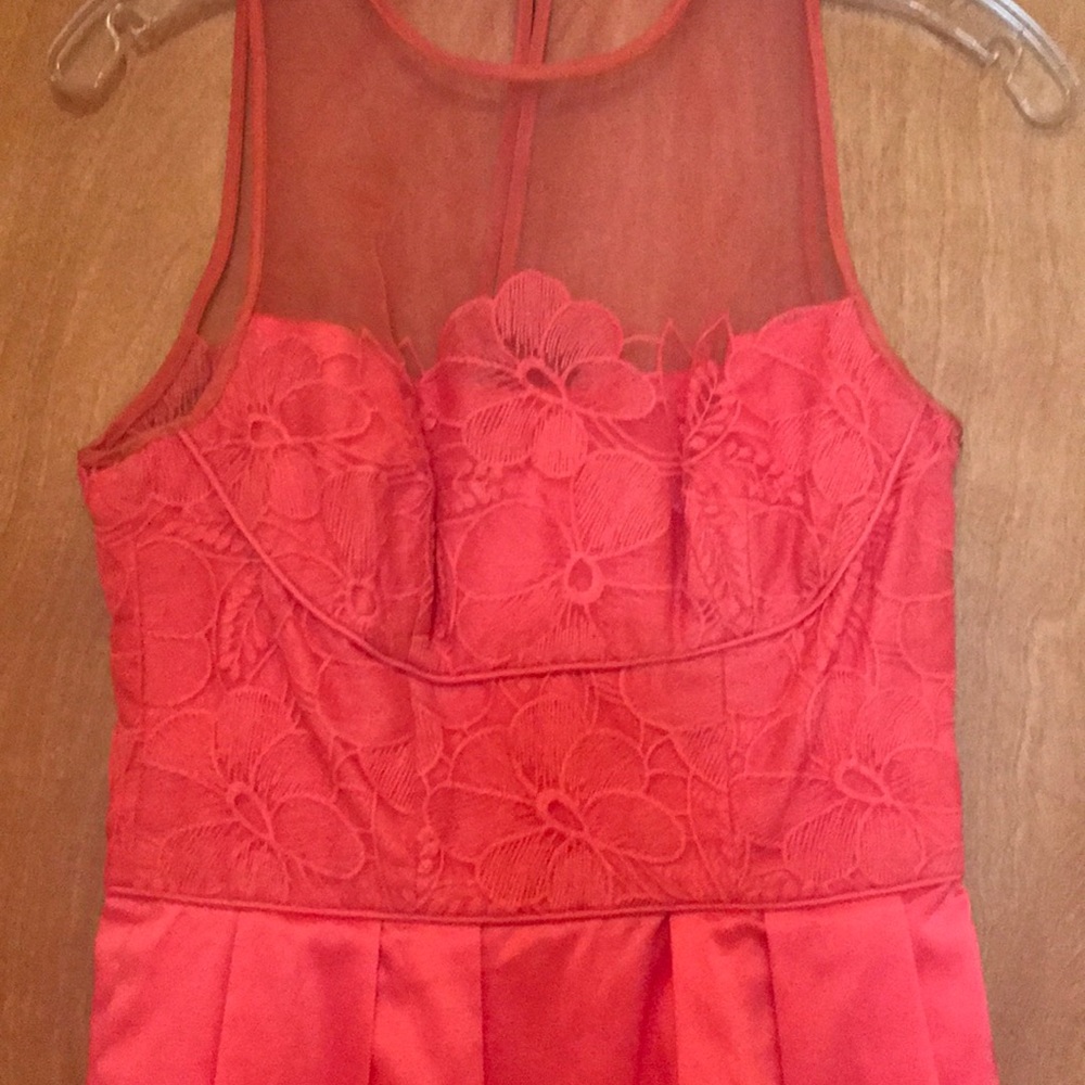 Dress - Picture 6 of 8